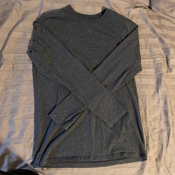 Grey long sleeve shirt - Picture 1 of 4